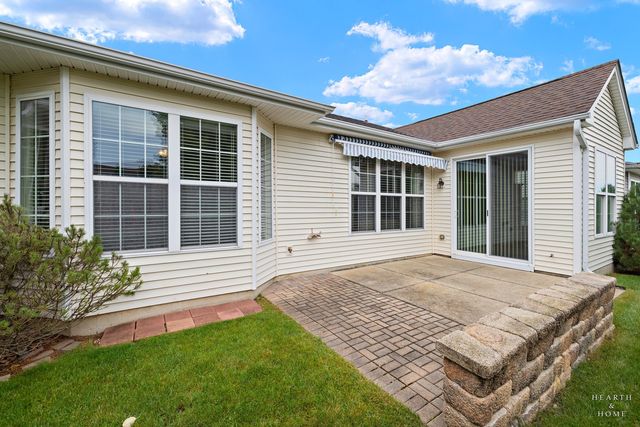11848 Chatfield Crossing, Huntley, IL 60142