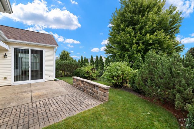 11848 Chatfield Crossing, Huntley, IL 60142