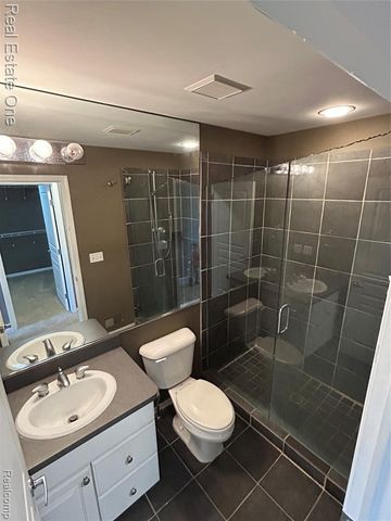 163 S Vista, Auburn Hills, MI 48326
