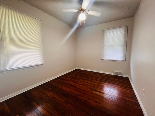 2009 Buckingham Avenue, Lincoln Park City, MI 48146