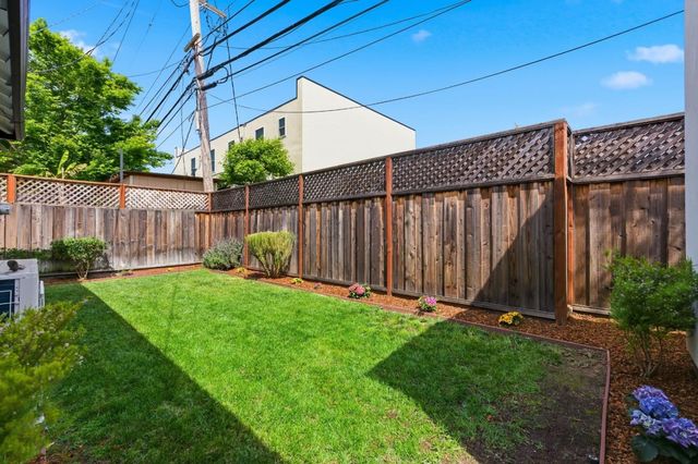 1221 Carlisle Drive, San Mateo, CA 94402