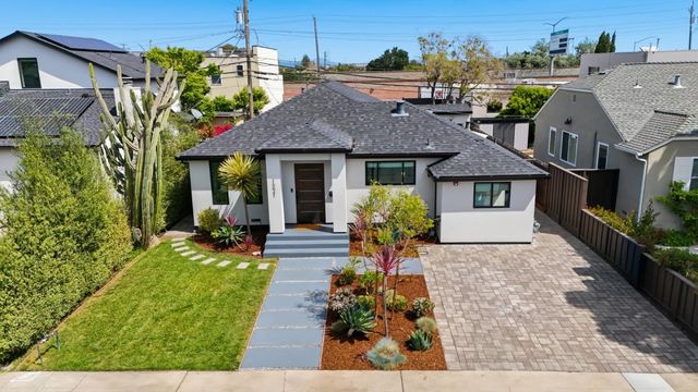 1221 Carlisle Drive, San Mateo, CA 94402