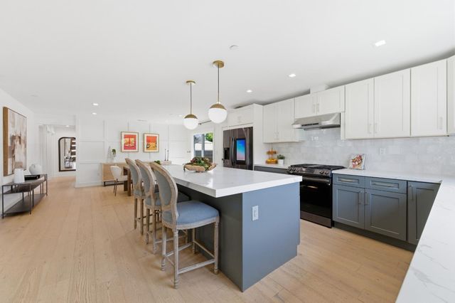 1221 Carlisle Drive, San Mateo, CA 94402