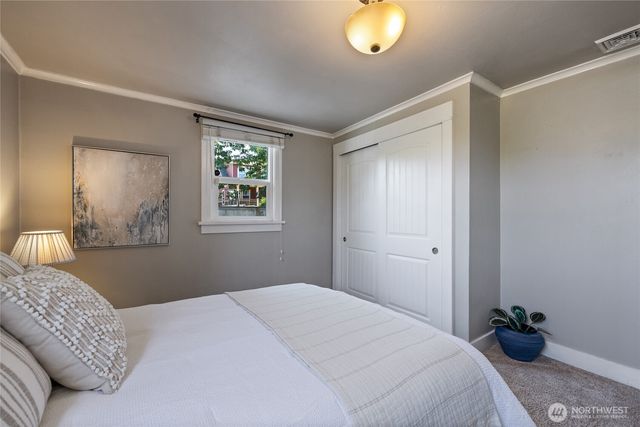 3915 N 11th Street, Tacoma, WA 98406