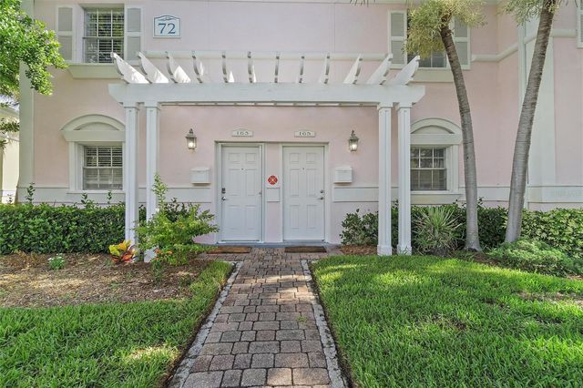 165 POMPANO DR SE, St Petersburg, FL 33705