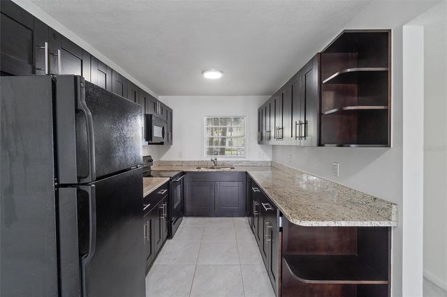 165 POMPANO DR SE, St Petersburg, FL 33705