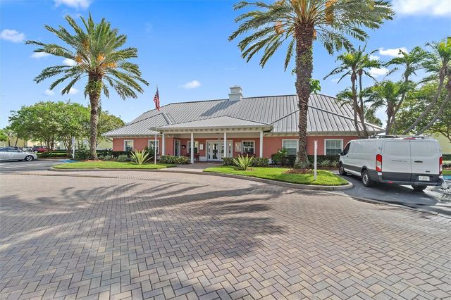 165 POMPANO DR SE, St Petersburg, FL 33705
