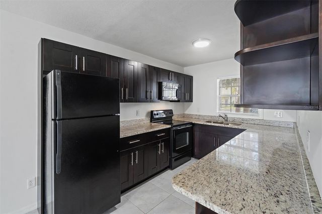 165 POMPANO DR SE, St Petersburg, FL 33705