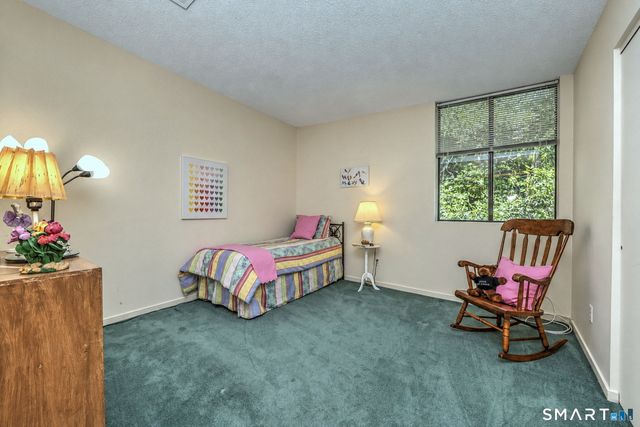 28 Nettleton Drive, Woodbridge, CT 06525