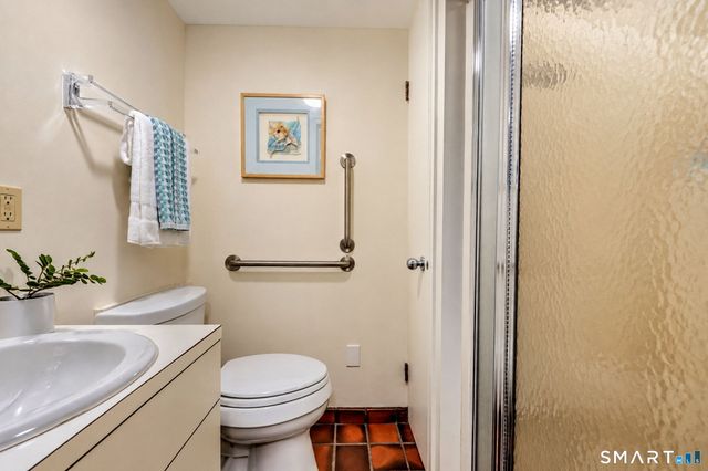 28 Nettleton Drive, Woodbridge, CT 06525