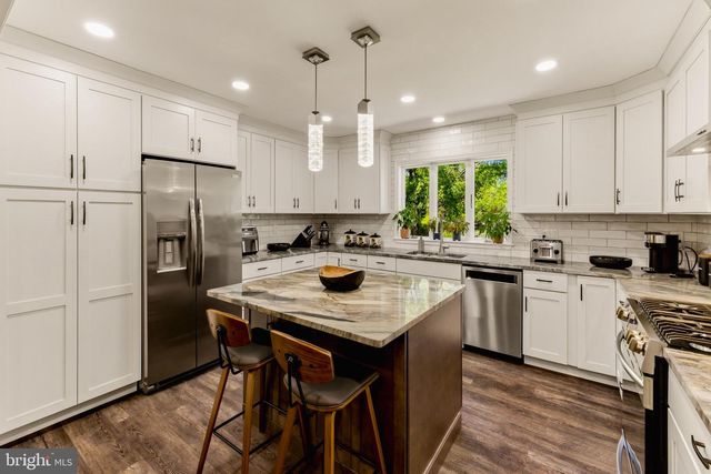 412 GREENTREE RD, Sewell, NJ 08080