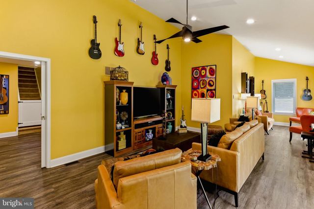 412 GREENTREE RD, Sewell, NJ 08080