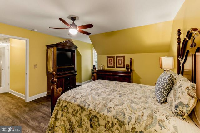 412 GREENTREE RD, Sewell, NJ 08080