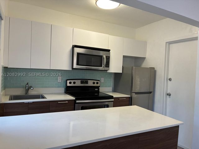 689 NE 92ST, Miami Shores, FL 33138