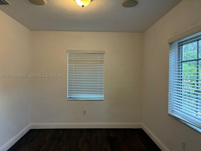 689 NE 92ST, Miami Shores, FL 33138