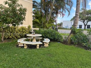 689 NE 92ST, Miami Shores, FL 33138