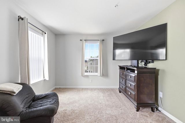 10050 SELKIE LN, Waldorf, MD 20601