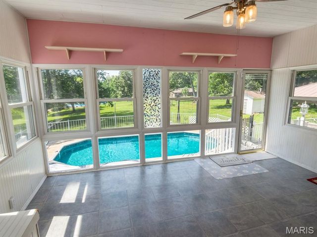 55 Queens Drive, Unincorporated, MO 63034
