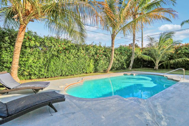 405 Ebbtide Drive Drive, North Palm Beach, FL 33408