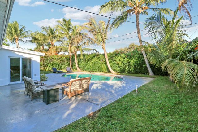 405 Ebbtide Drive Drive, North Palm Beach, FL 33408