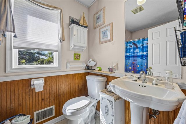 29 Forest Glen Drive, Greece, NY 14612