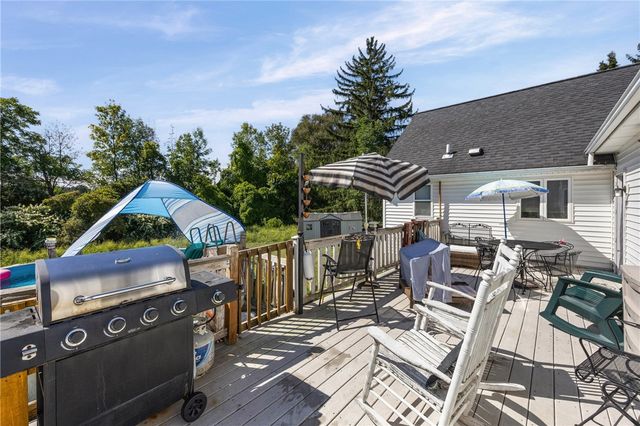 29 Forest Glen Drive, Greece, NY 14612