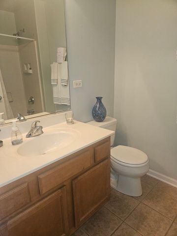 52 Kelsey Court, Algonquin, IL 60102