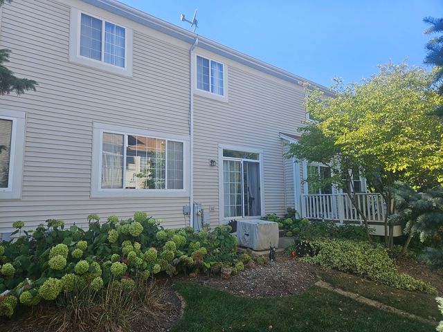 52 Kelsey Court, Algonquin, IL 60102