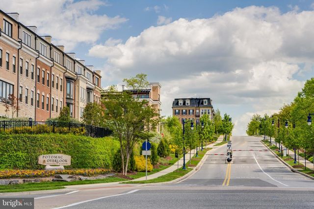 508 SPINDRIFT LN, National Harbor, MD 20745