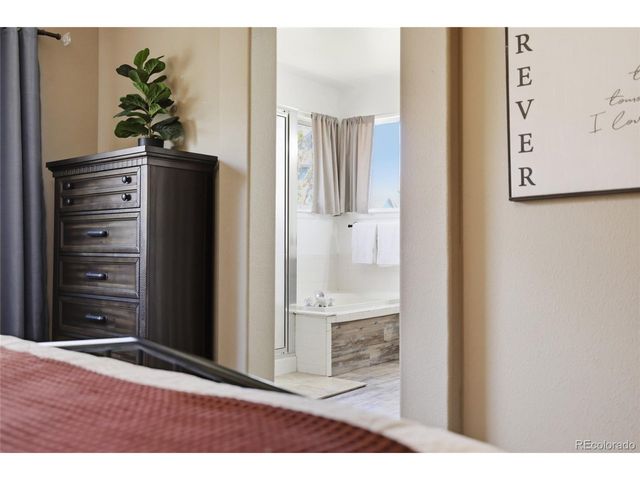 10515 Holyoke Dr, Parker, CO 80134