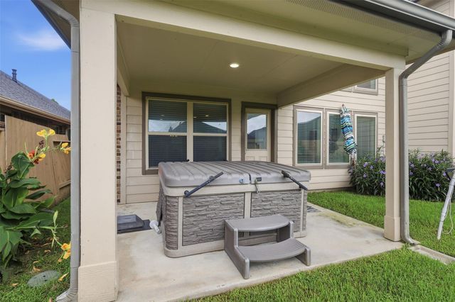 12535 W Hillock Lane, Houston, TX 77047