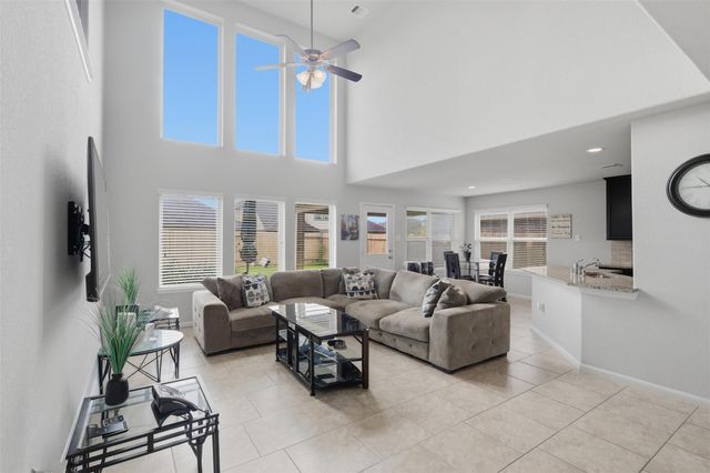 12535 W Hillock Lane, Houston, TX 77047