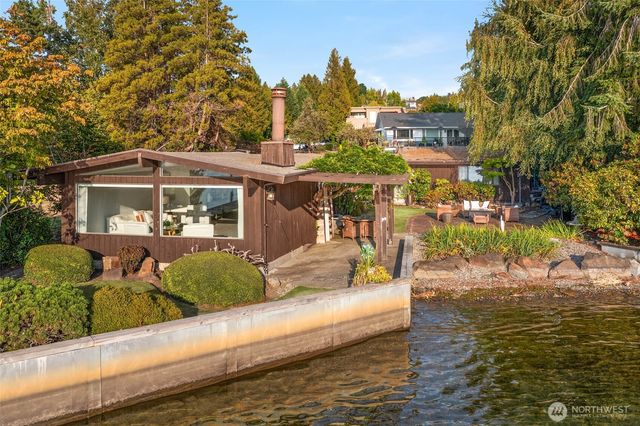 6209 Lake Washington Blvd NE, Kirkland, WA 98033