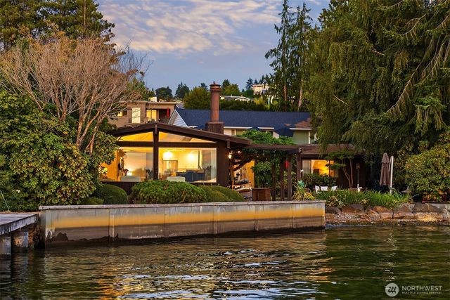 6209 Lake Washington Blvd NE, Kirkland, WA 98033