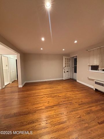 139 Manor Drive, Red Bank, NJ 07701