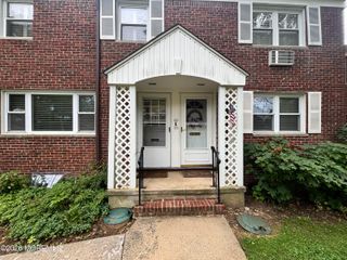 139 Manor Drive, Red Bank, NJ 07701