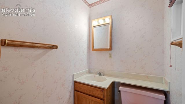 3202 Poinsetta Drive, Colorado Springs, CO 80907