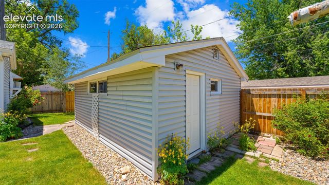 3202 Poinsetta Drive, Colorado Springs, CO 80907