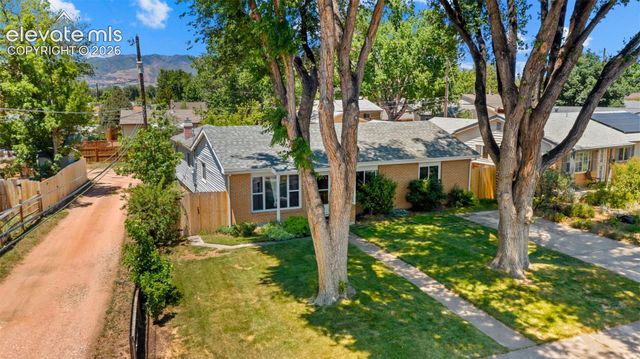 3202 Poinsetta Drive, Colorado Springs, CO 80907
