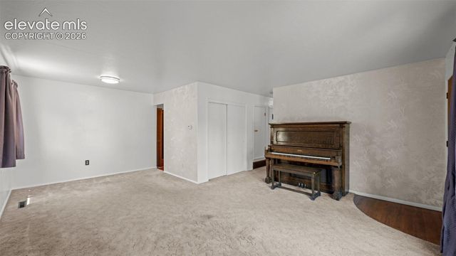 3202 Poinsetta Drive, Colorado Springs, CO 80907