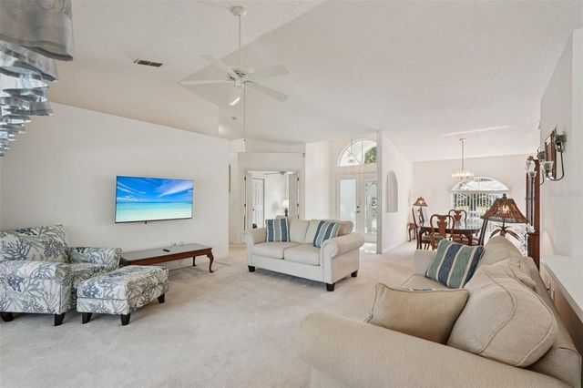 3817 GARDEN LAKES ESTATES DRIVE, Bradenton, FL 34203