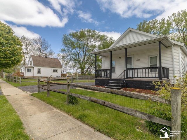 1623 Oak Street, Monroe, MI 48161