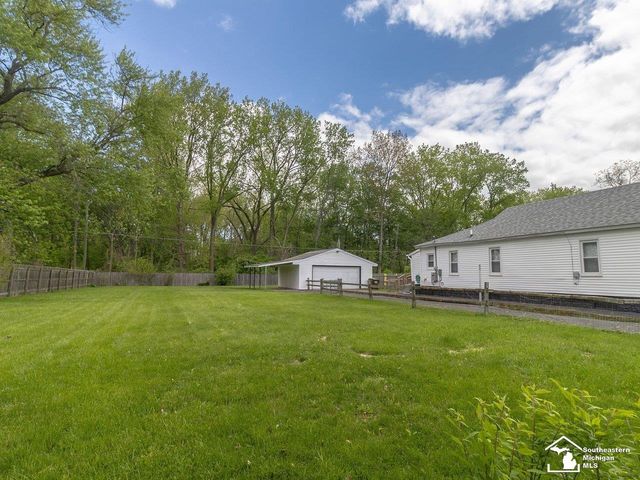 1623 Oak Street, Monroe, MI 48161