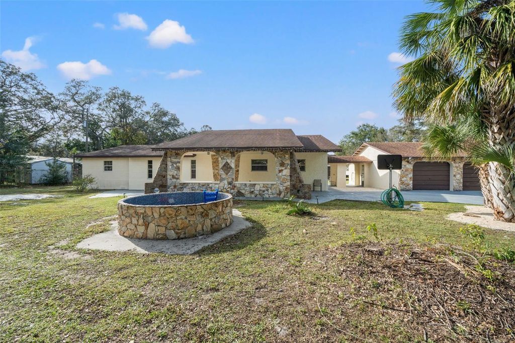 Image 2 of property listing at 18801 ORANGE HILL DRIVE, Hudson, FL 34667