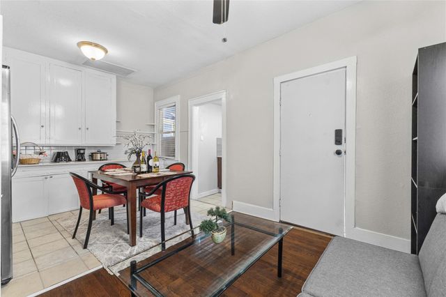 2511 Whitney Street A, Houston, TX 77006