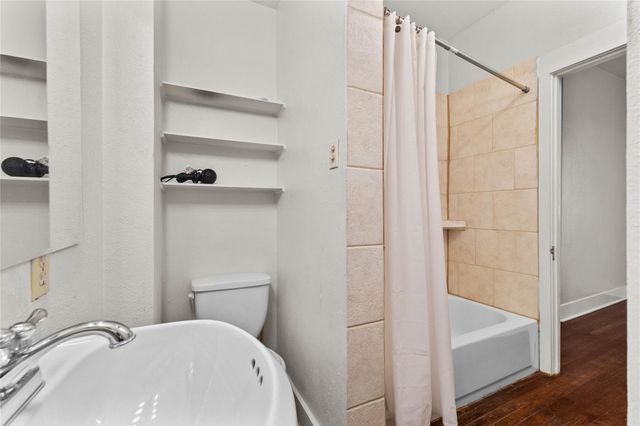 2511 Whitney Street A, Houston, TX 77006