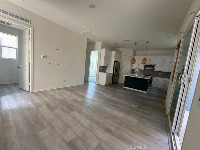 27418 Pioneer Court, Valencia, CA 91381