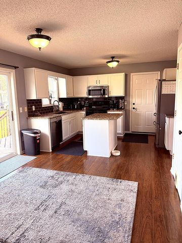 18152 Quincy Court NW, Elk River, MN 55330