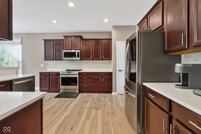 13556 Alston, Fishers, IN 46037