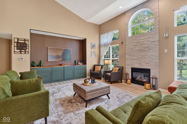 13556 Alston, Fishers, IN 46037